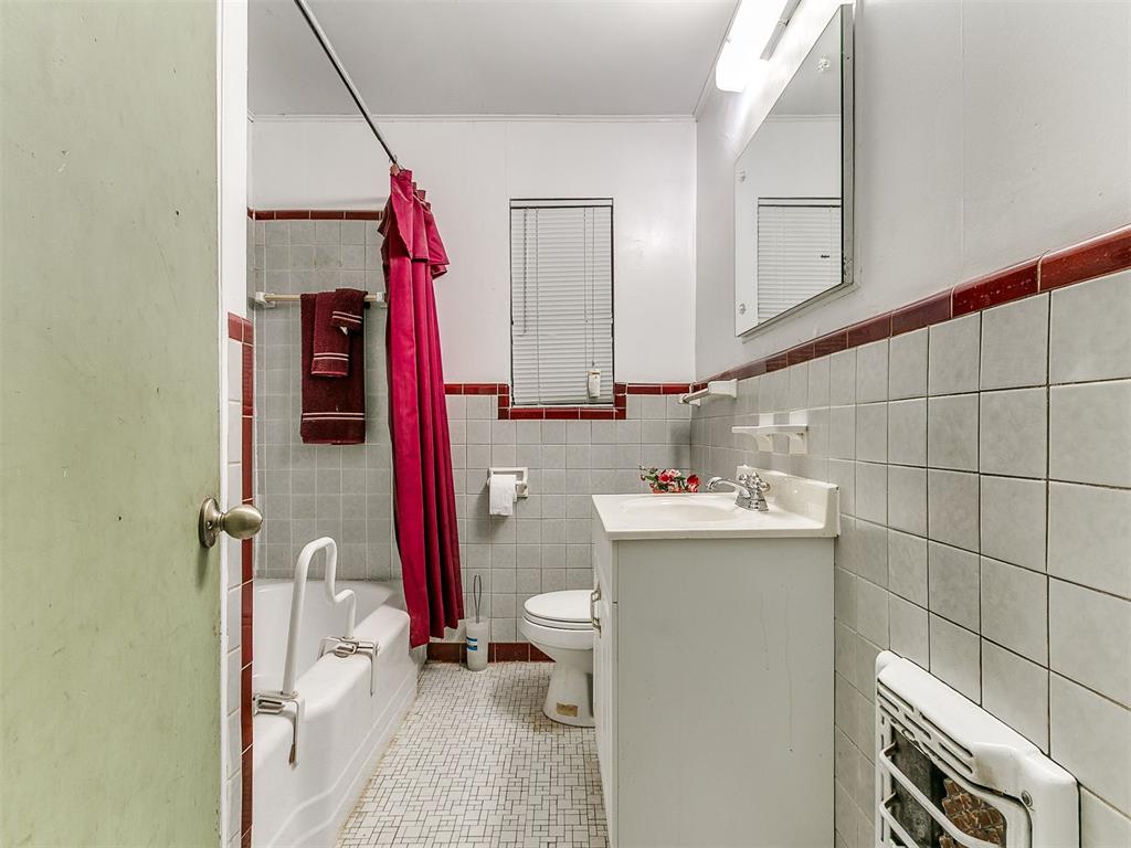 1201 Ne 45th Street Property Photo 33