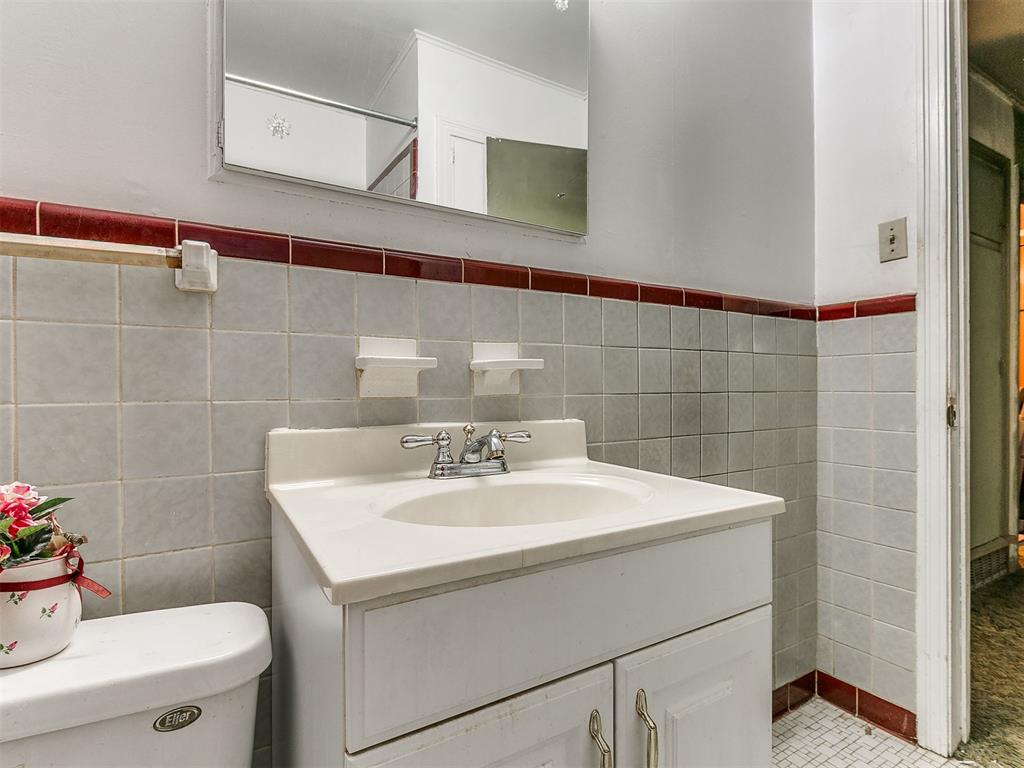 1201 Ne 45th Street Property Photo 35