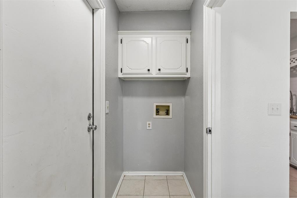 219 Park Place Property Photo 15