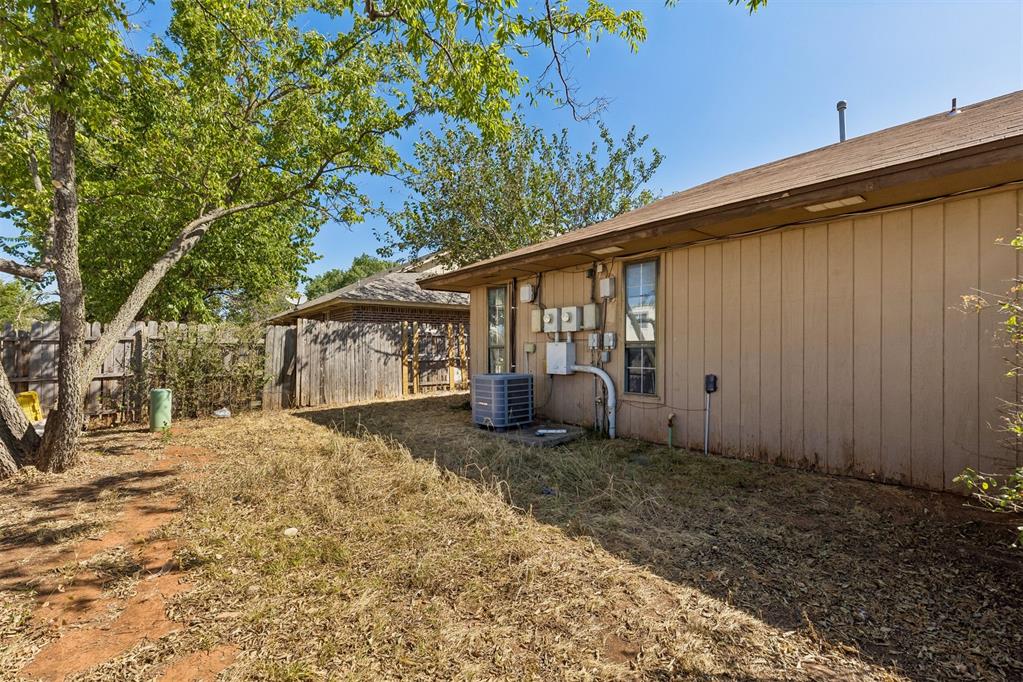 219 Park Place Property Photo 41