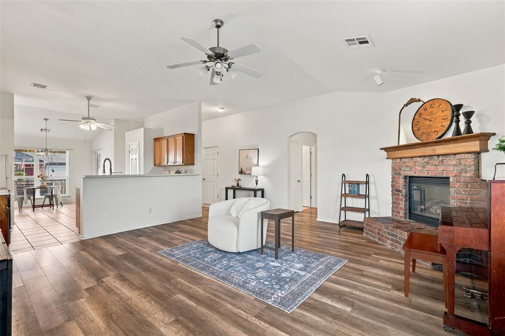 3116 Sw 103rd Street Property Photo 5