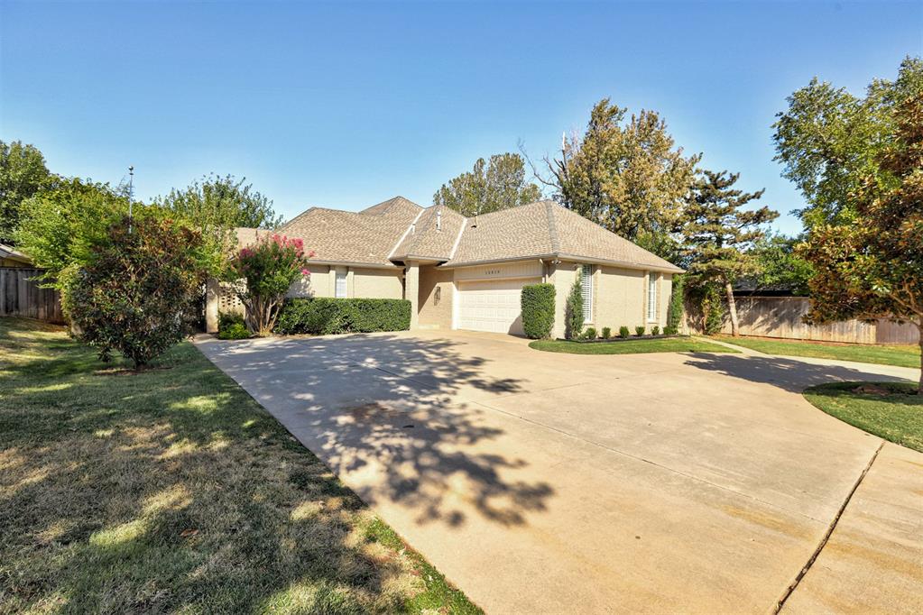 12319 Maple Ridge Road Property Photo 1