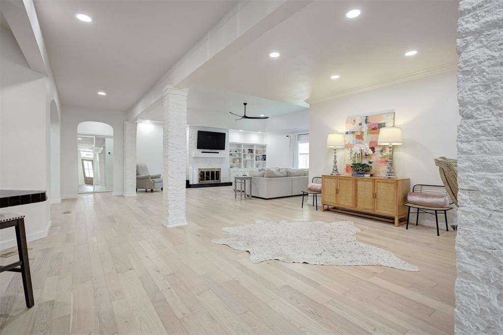 12319 Maple Ridge Road Property Photo 6