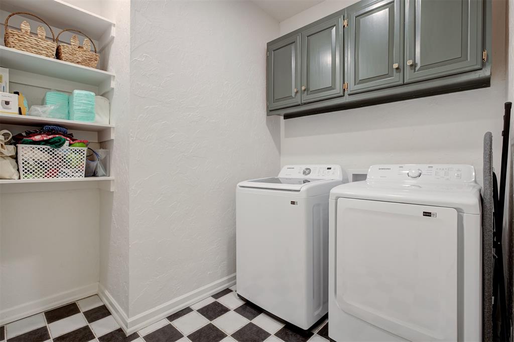 12319 Maple Ridge Road Property Photo 43