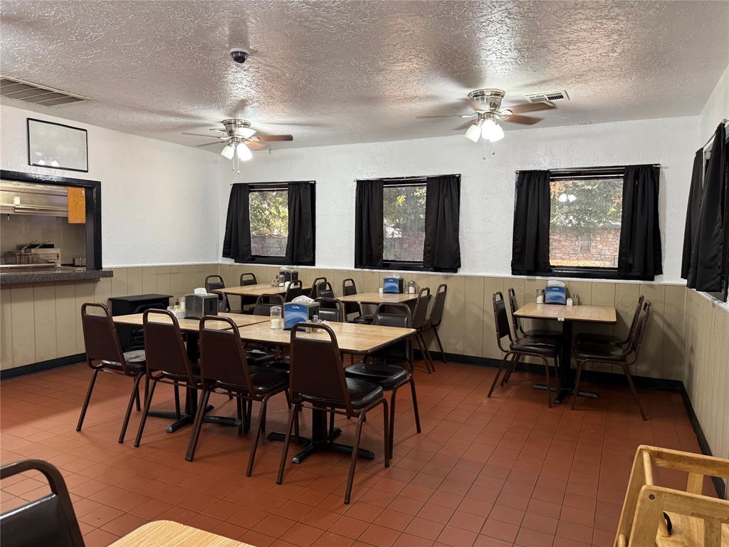 416 E Apache Trail Road Property Photo 11
