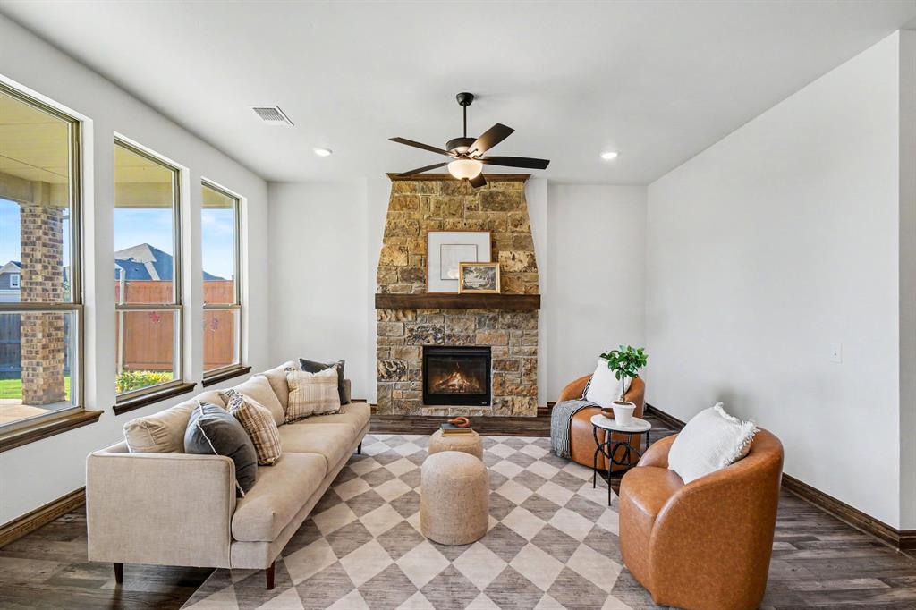 18004 Cristobal Boulevard Property Photo 5
