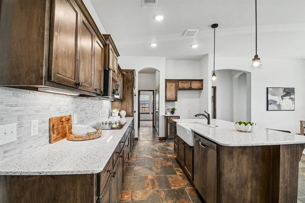 18004 Cristobal Boulevard Property Photo 10