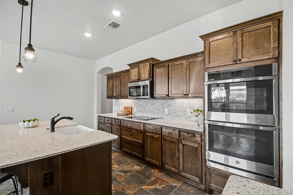18004 Cristobal Boulevard Property Photo 11
