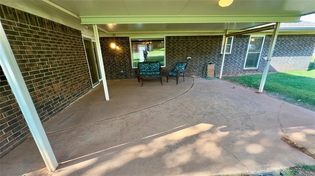 2008 W Cedar Ridge Drive Property Photo 7
