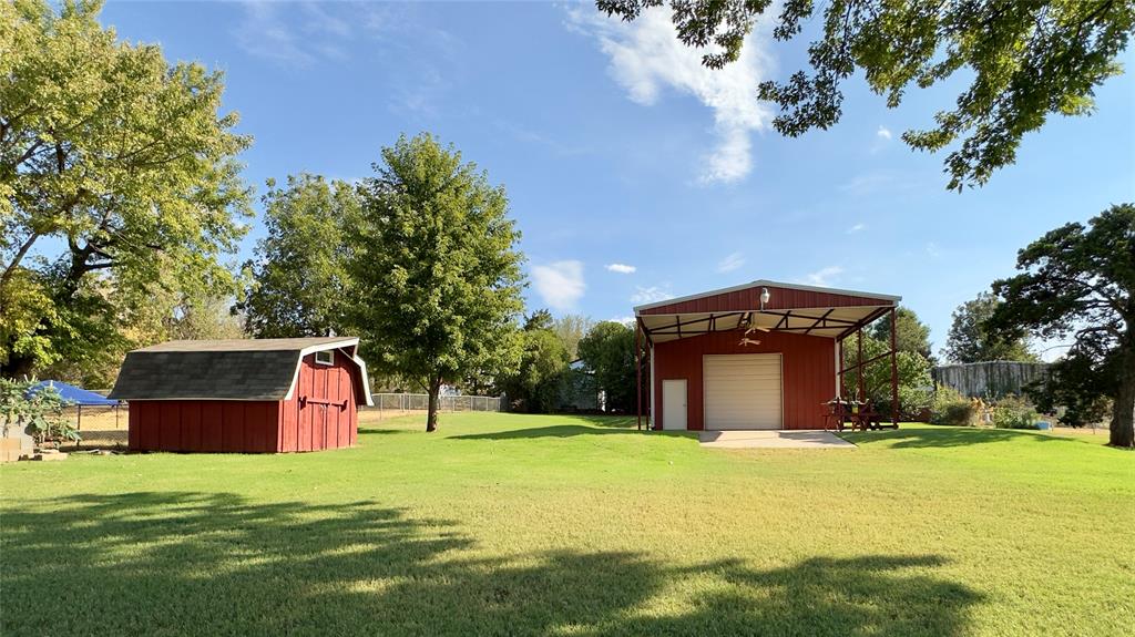 2008 W Cedar Ridge Drive Property Photo 9