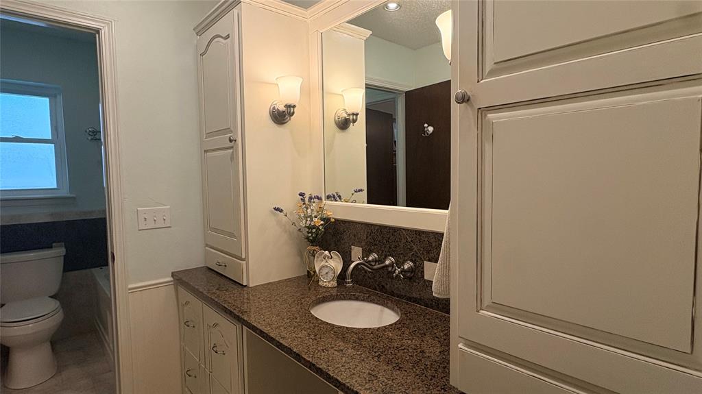 2008 W Cedar Ridge Drive Property Photo 36