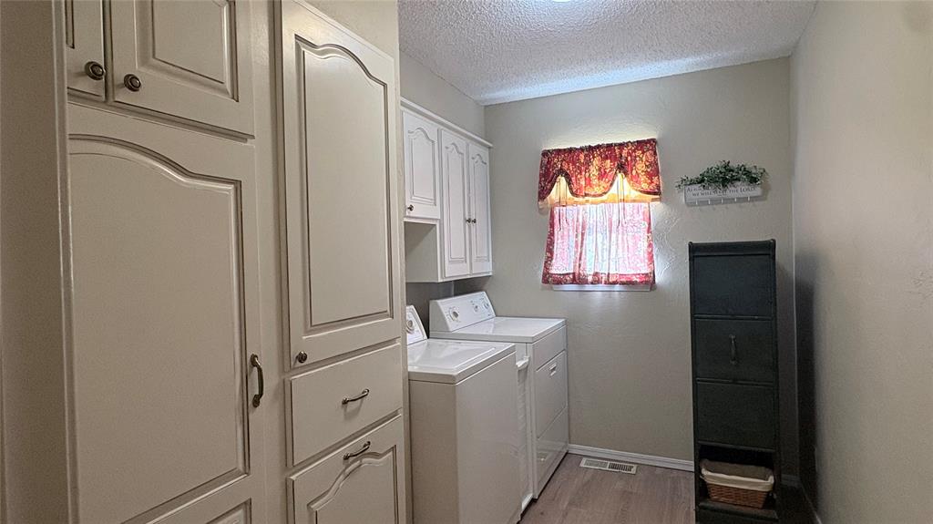 2008 W Cedar Ridge Drive Property Photo 43
