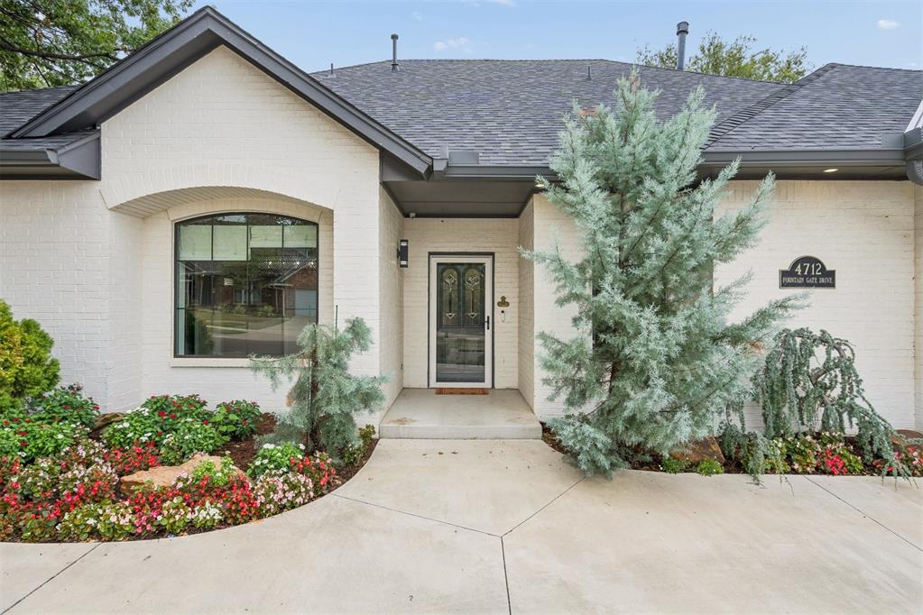 4712 Fountain Gate Drive Property Photo 2