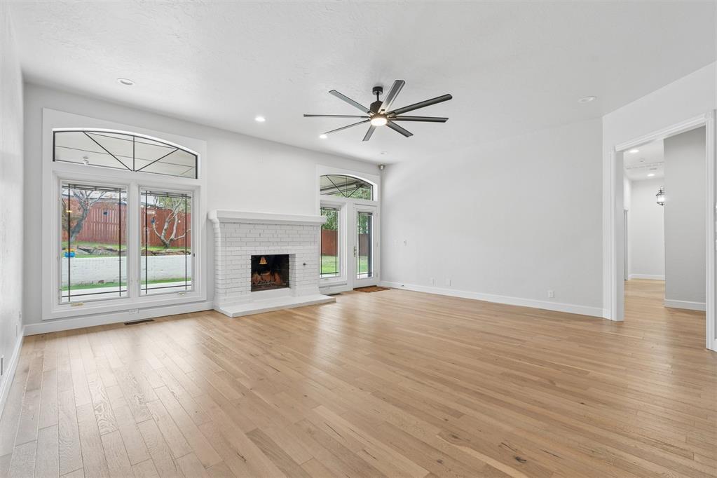 4712 Fountain Gate Drive Property Photo 9
