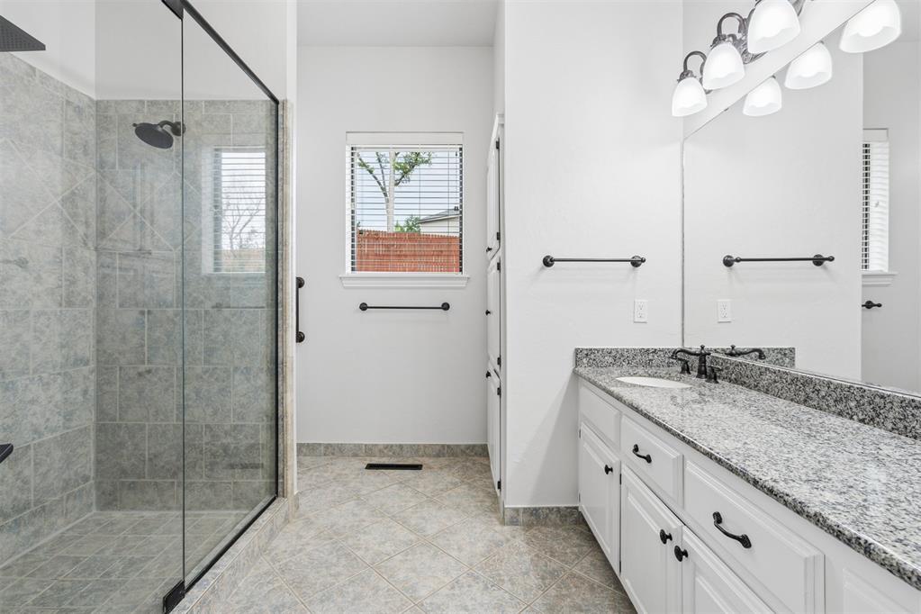 4712 Fountain Gate Drive Property Photo 22