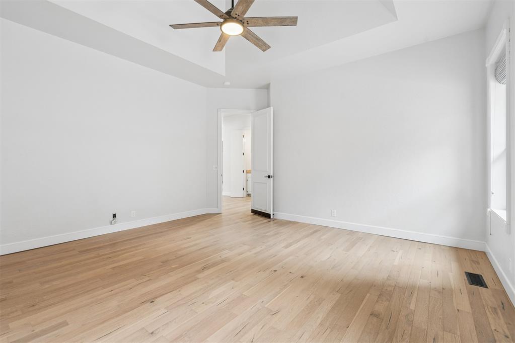 4712 Fountain Gate Drive Property Photo 32
