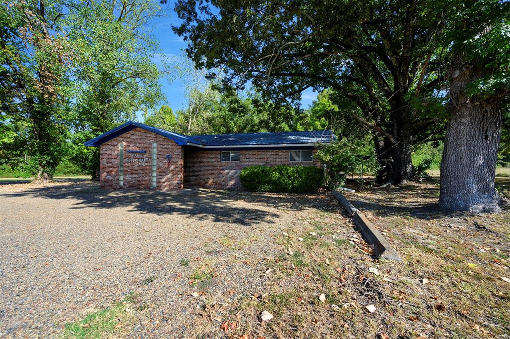 811 E Lincoln Road Property Photo 1