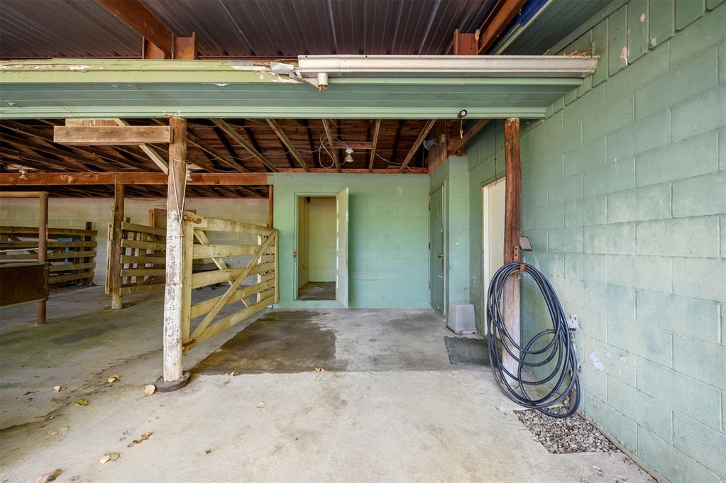 811 E Lincoln Road Property Photo 14