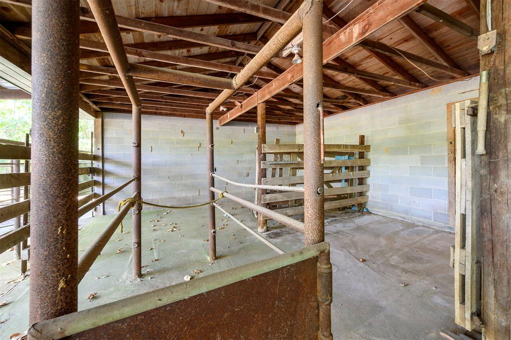 811 E Lincoln Road Property Photo 17