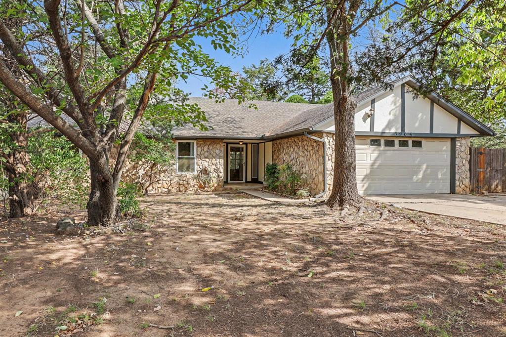 3905 Green Oaks Way Property Photo 1
