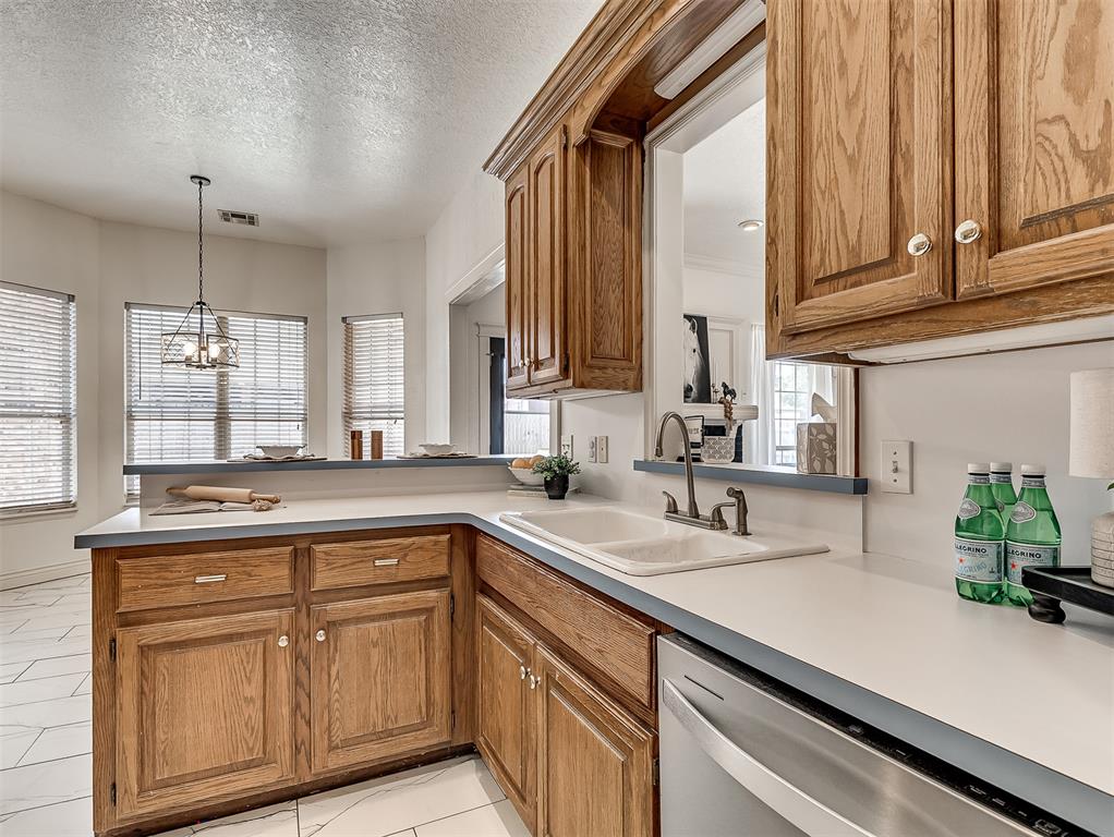 6100 Se 57th Street Property Photo 16