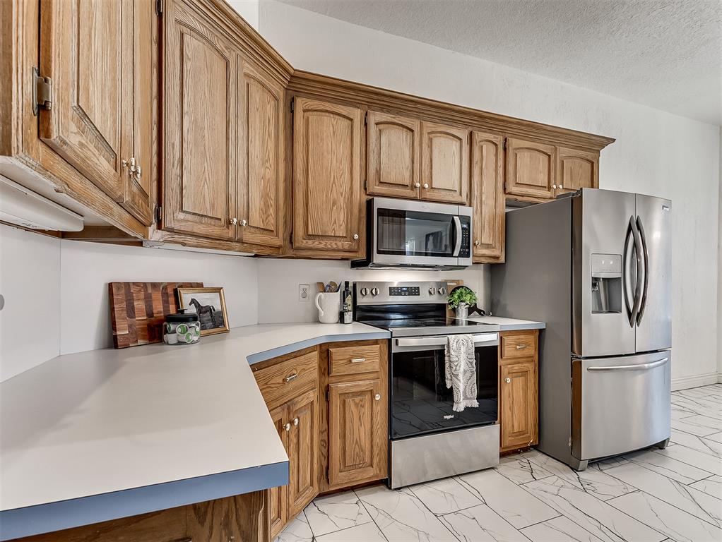 6100 Se 57th Street Property Photo 17