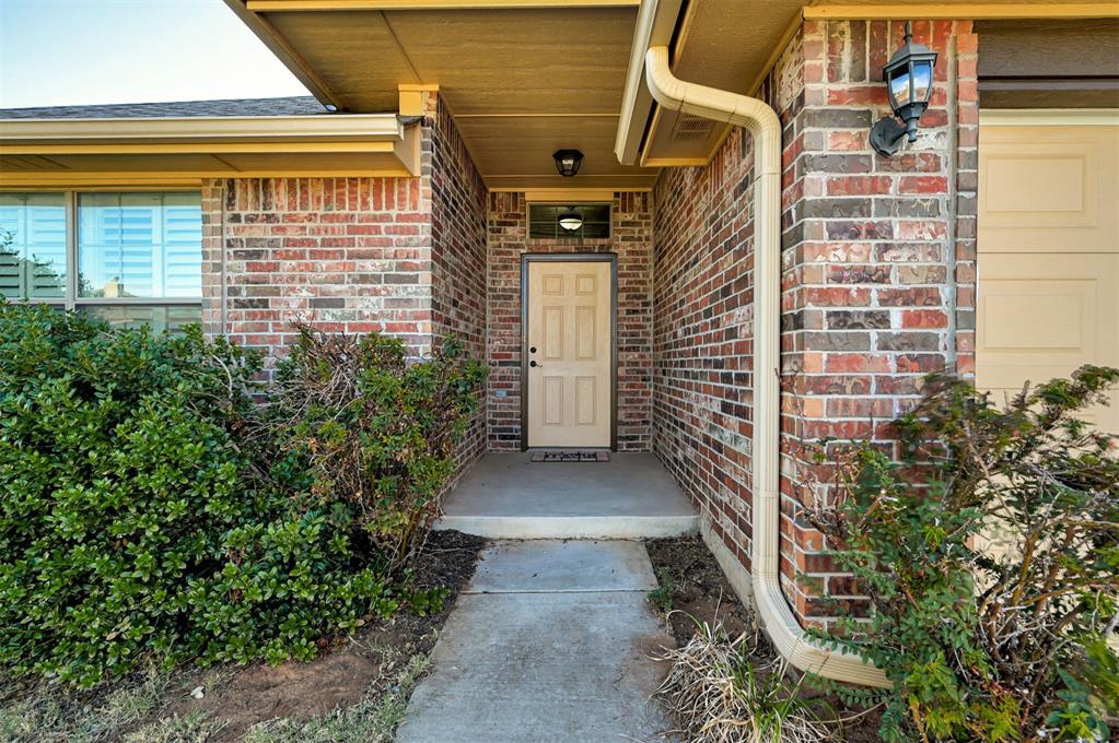8012 Hillers Road Property Photo 5