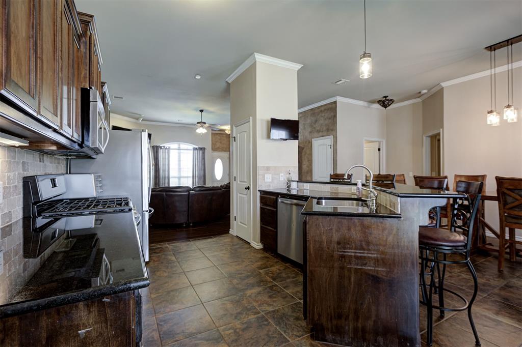 16204 Romeo Drive Property Photo 10