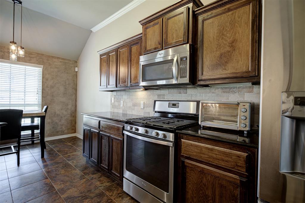 16204 Romeo Drive Property Photo 14
