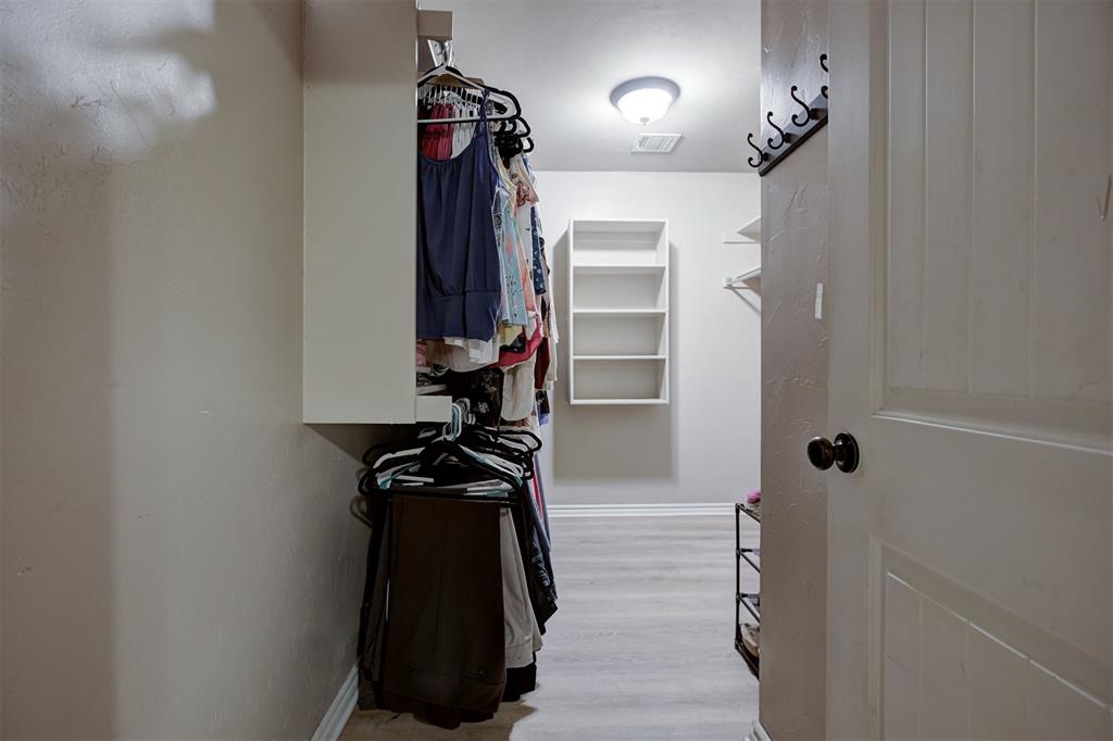 16204 Romeo Drive Property Photo 17