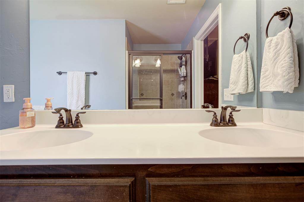 16204 Romeo Drive Property Photo 19