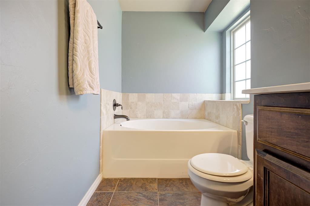 16204 Romeo Drive Property Photo 20