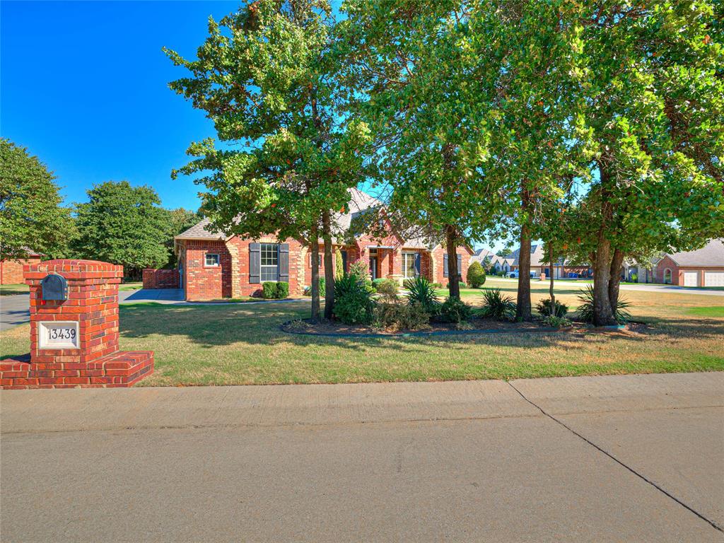 13439 Prestwick Circle Property Photo 2
