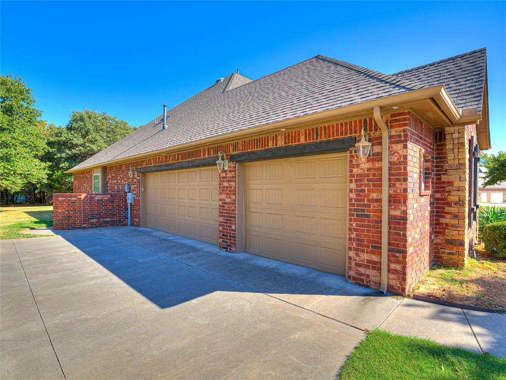 13439 Prestwick Circle Property Photo 9
