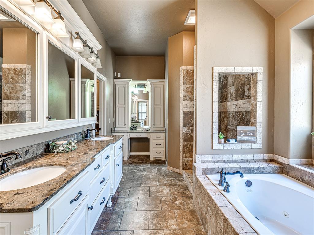 13439 Prestwick Circle Property Photo 33