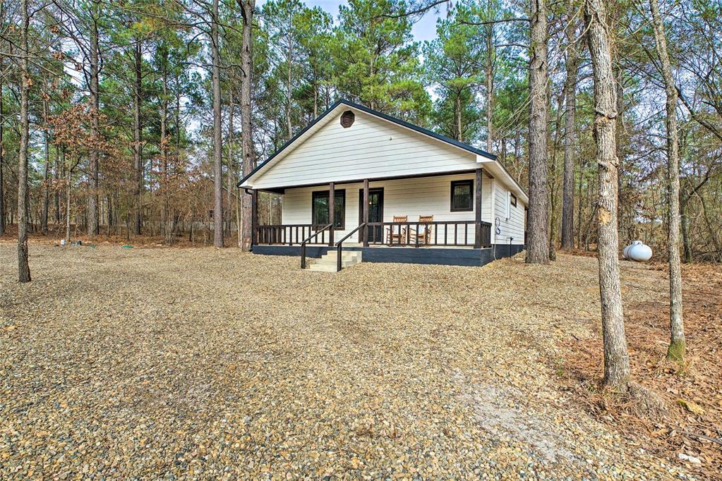 167 Oak Stone Lane Property Photo 4