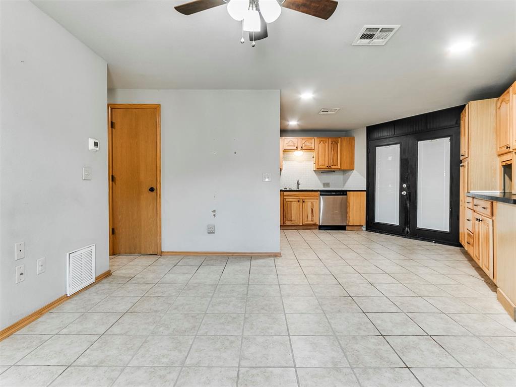 326 Atterberry Drive Property Photo 2