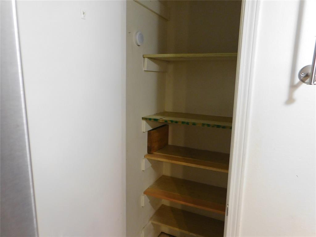 6026 Nw Expressway B Property Photo 7