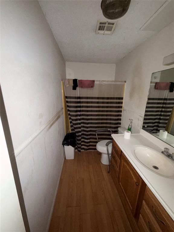 502 S Noble Avenue Property Photo 8