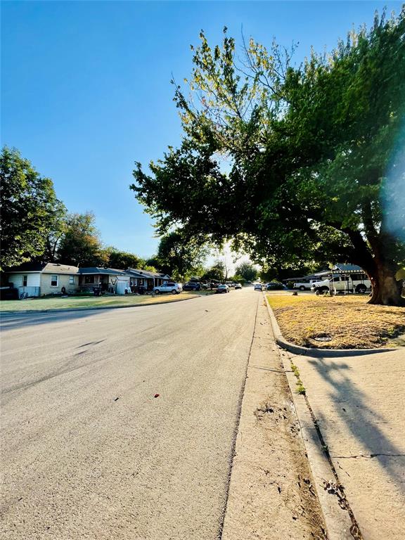 2205 Sw 41st Street Property Photo 2