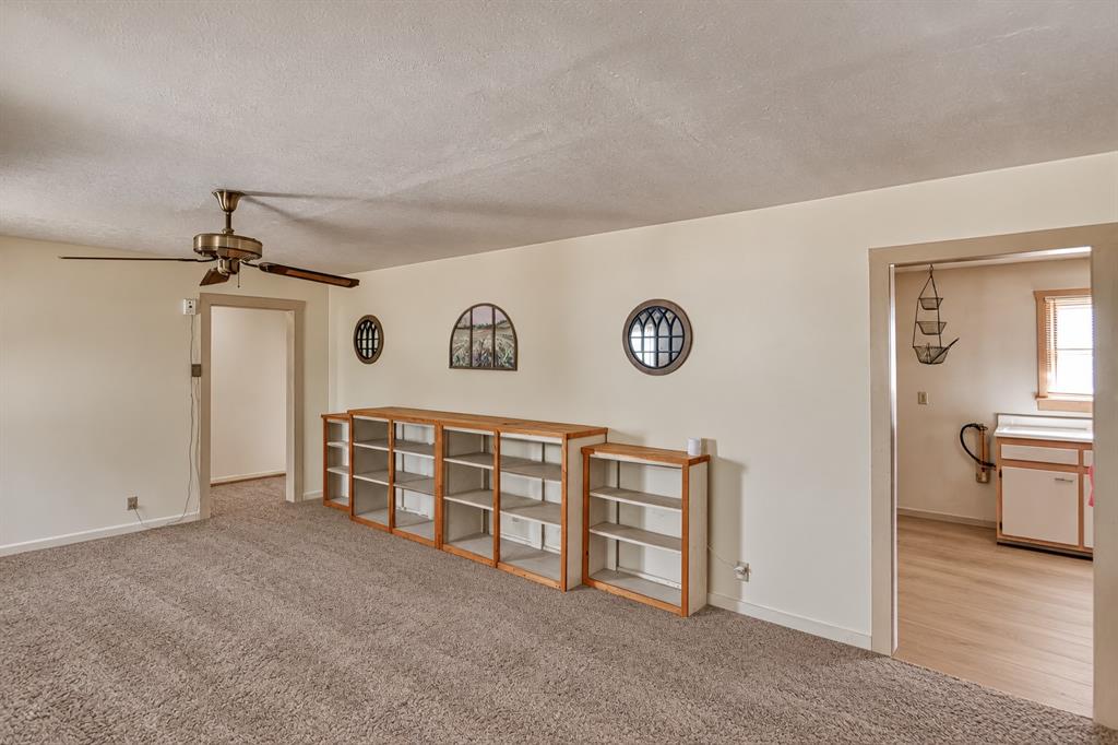 960636 S 3352 Road Property Photo 6