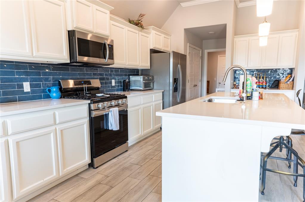 2204 Arcady Avenue Property Photo 14