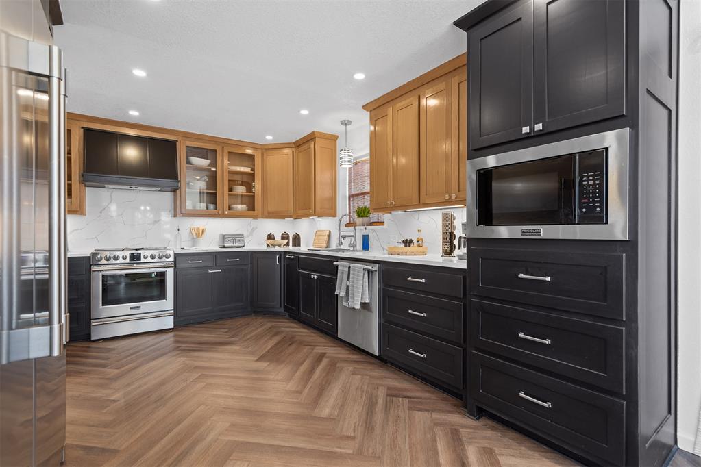 2353 Place Road Property Photo 10