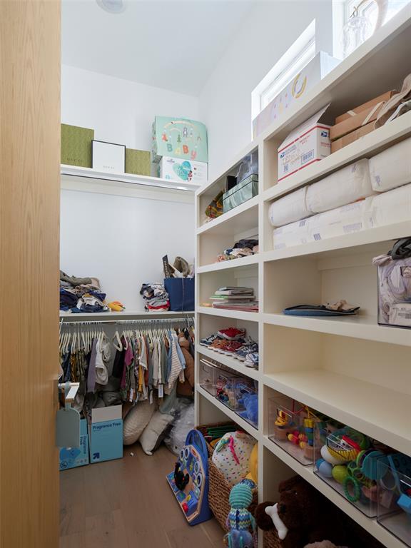 901 N Francis Avenue Property Photo 38