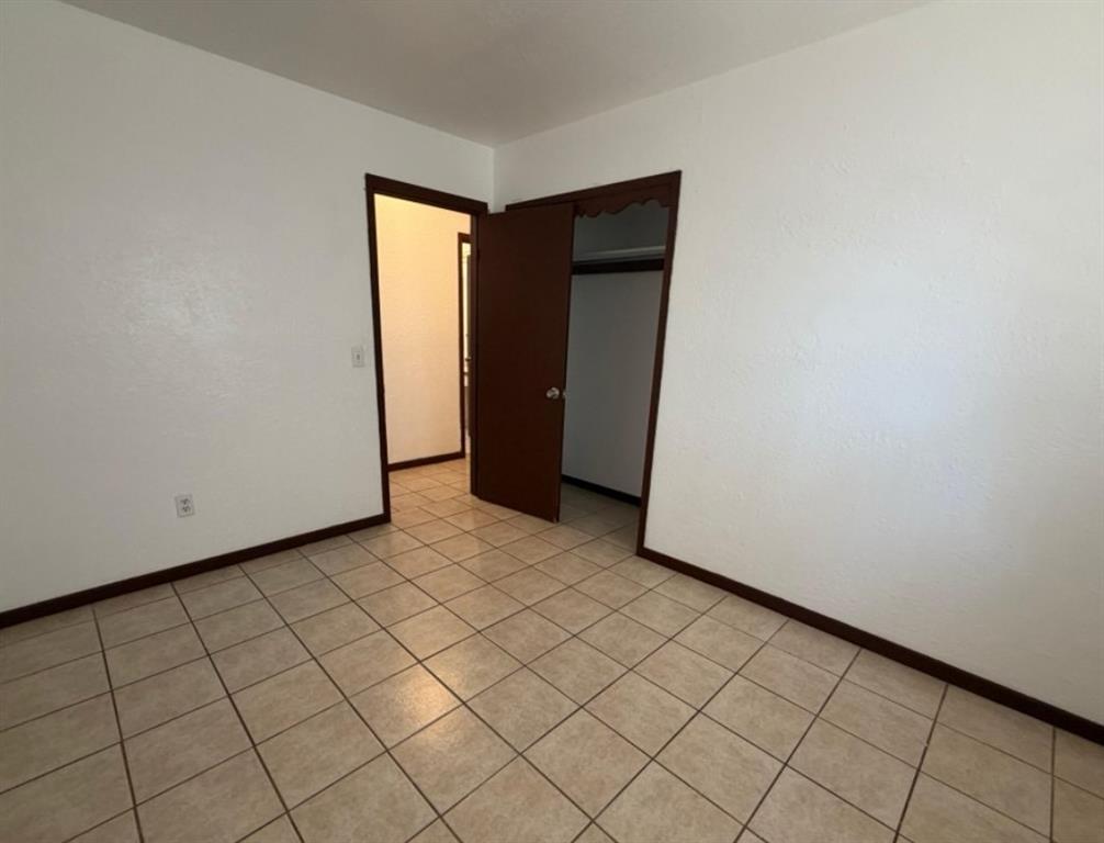 527 Montana Street Property Photo 8