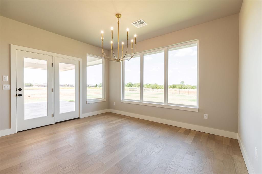 6721 Lake View Court Property Photo 12