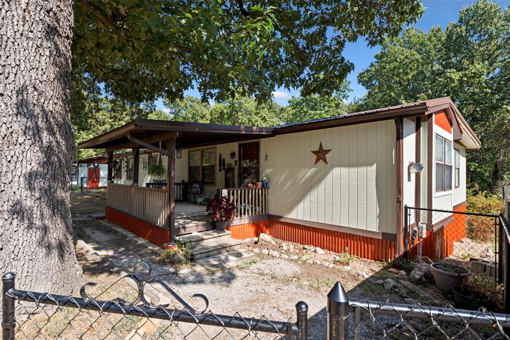 54201 Pin Oak Circle Property Photo 3