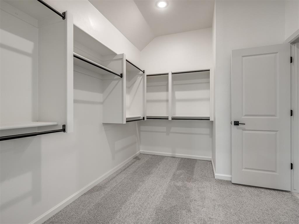 14401 Village Trail Property Photo 26
