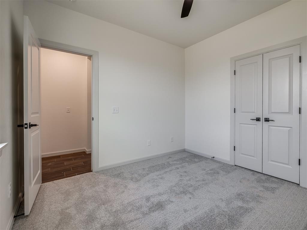 14401 Village Trail Property Photo 30