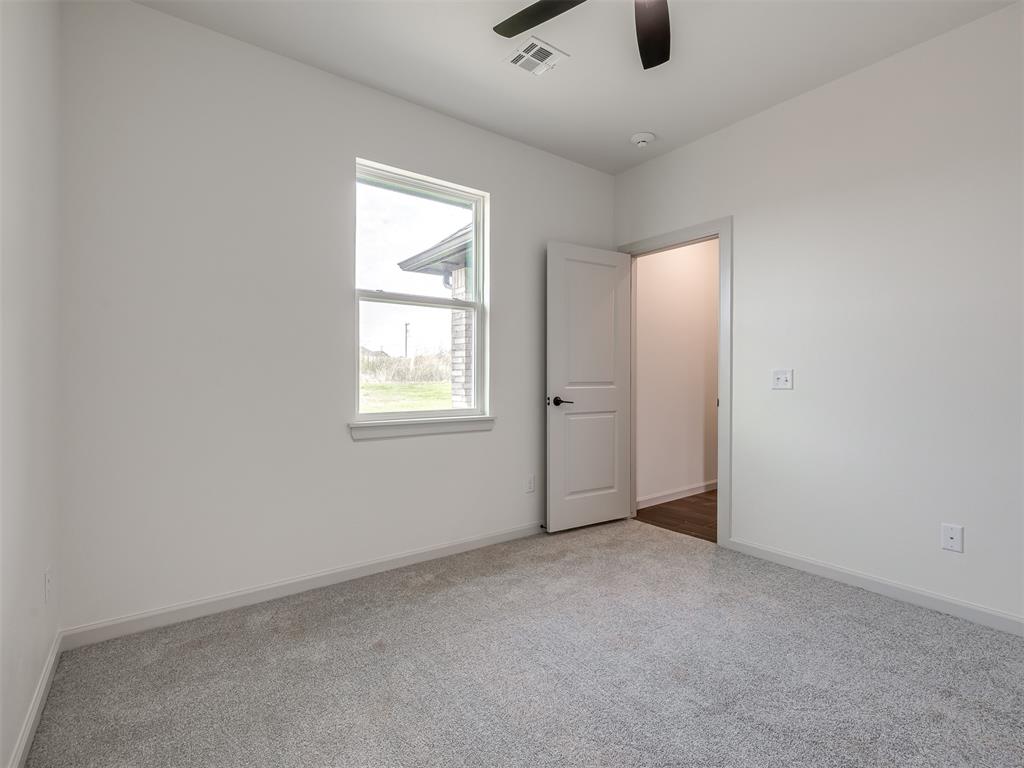 14401 Village Trail Property Photo 31